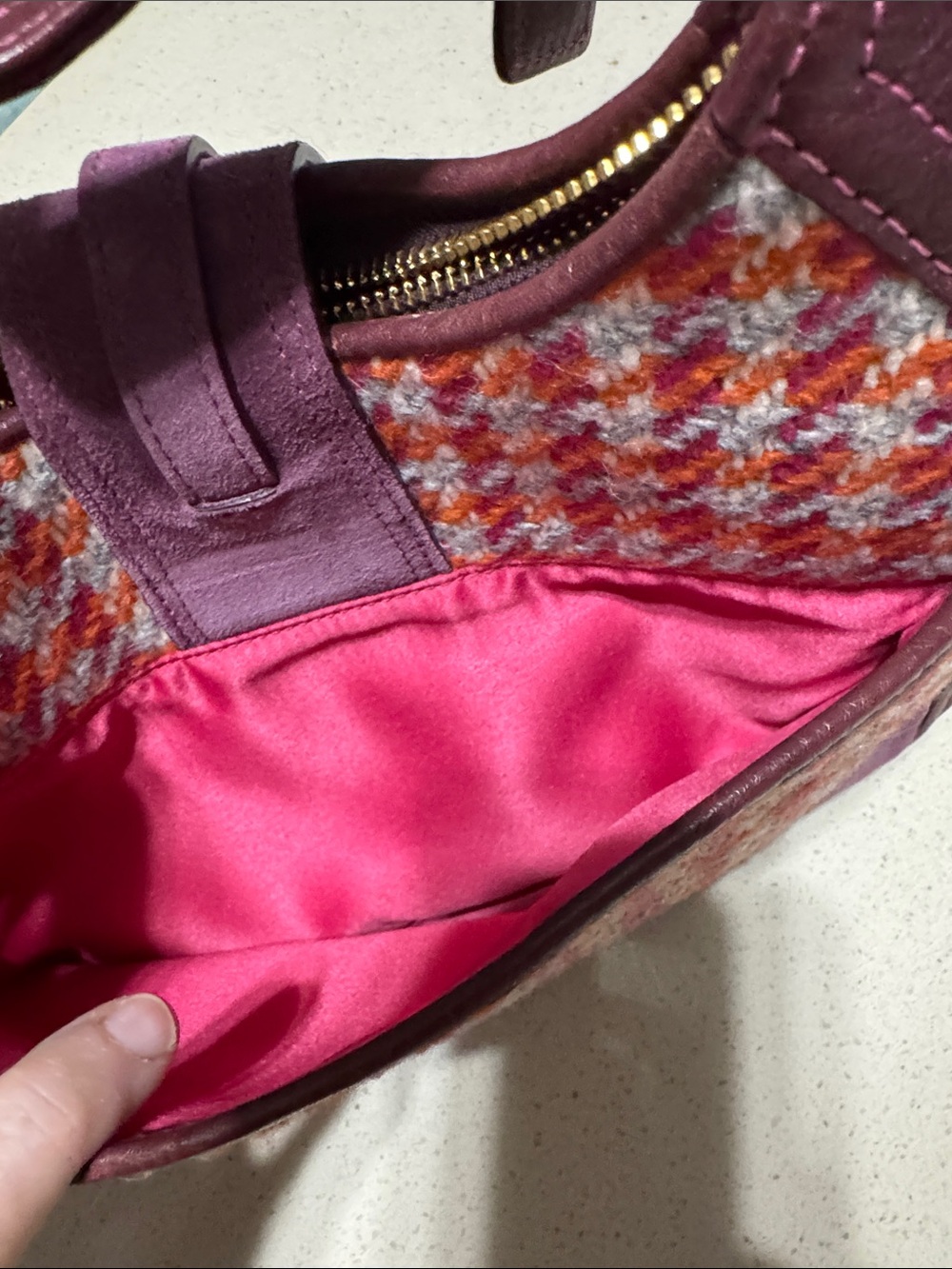 Coach Burgundy Leather Patch on Bright Pink Interior - Picture 10 of 11